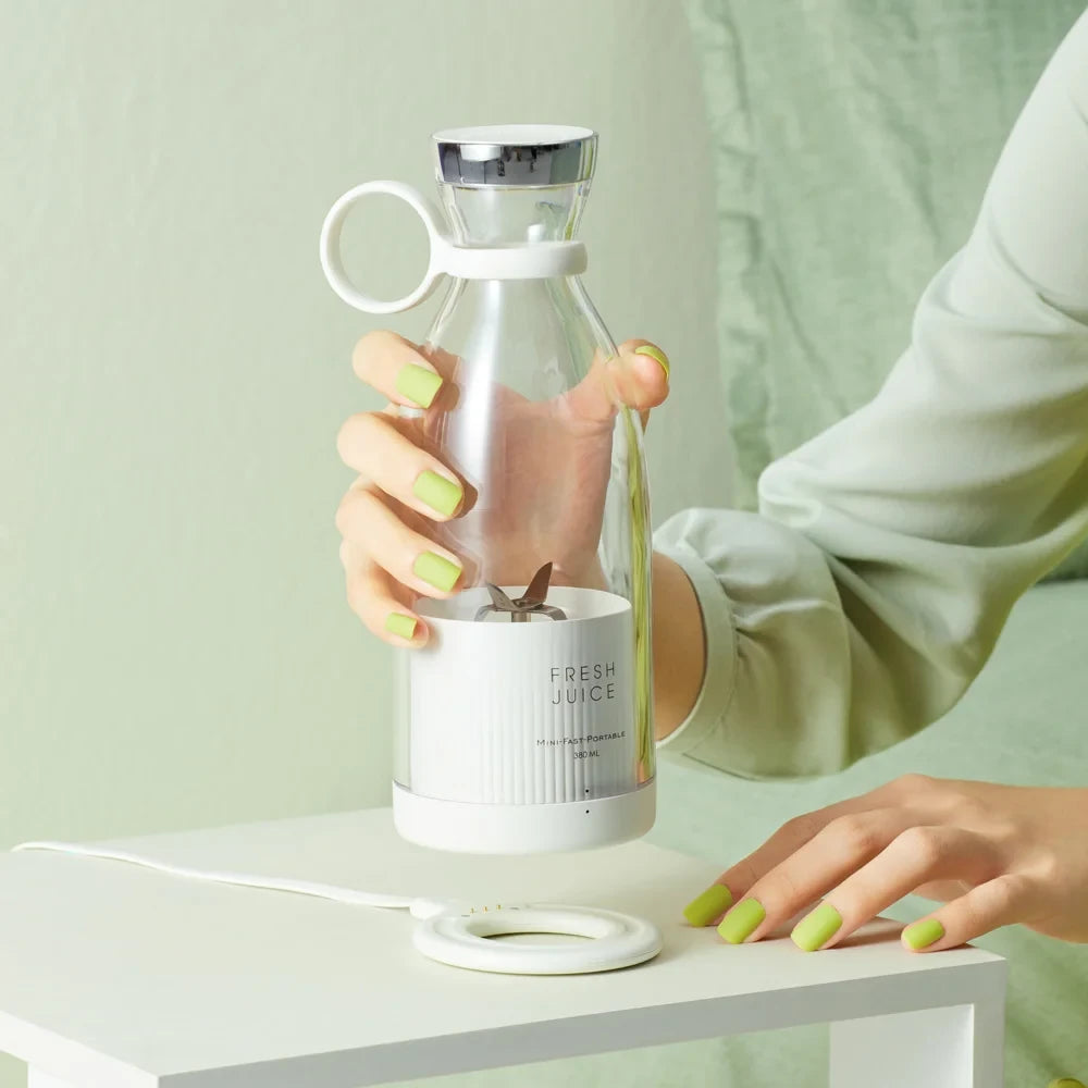 Portable Electric Blender for Fresh Smoothies On the Go