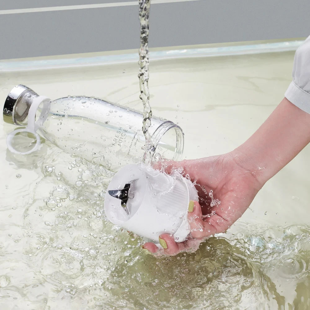 Portable Electric Blender for Fresh Smoothies On the Go